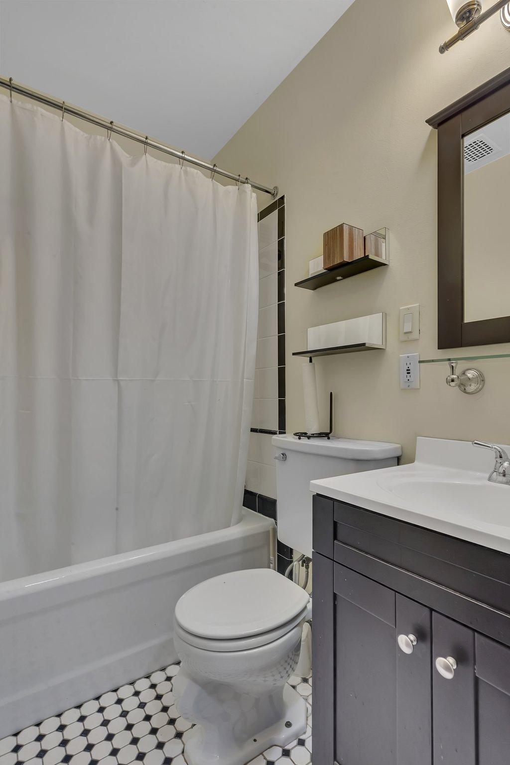 437 33rd Avenue Property Photo 33