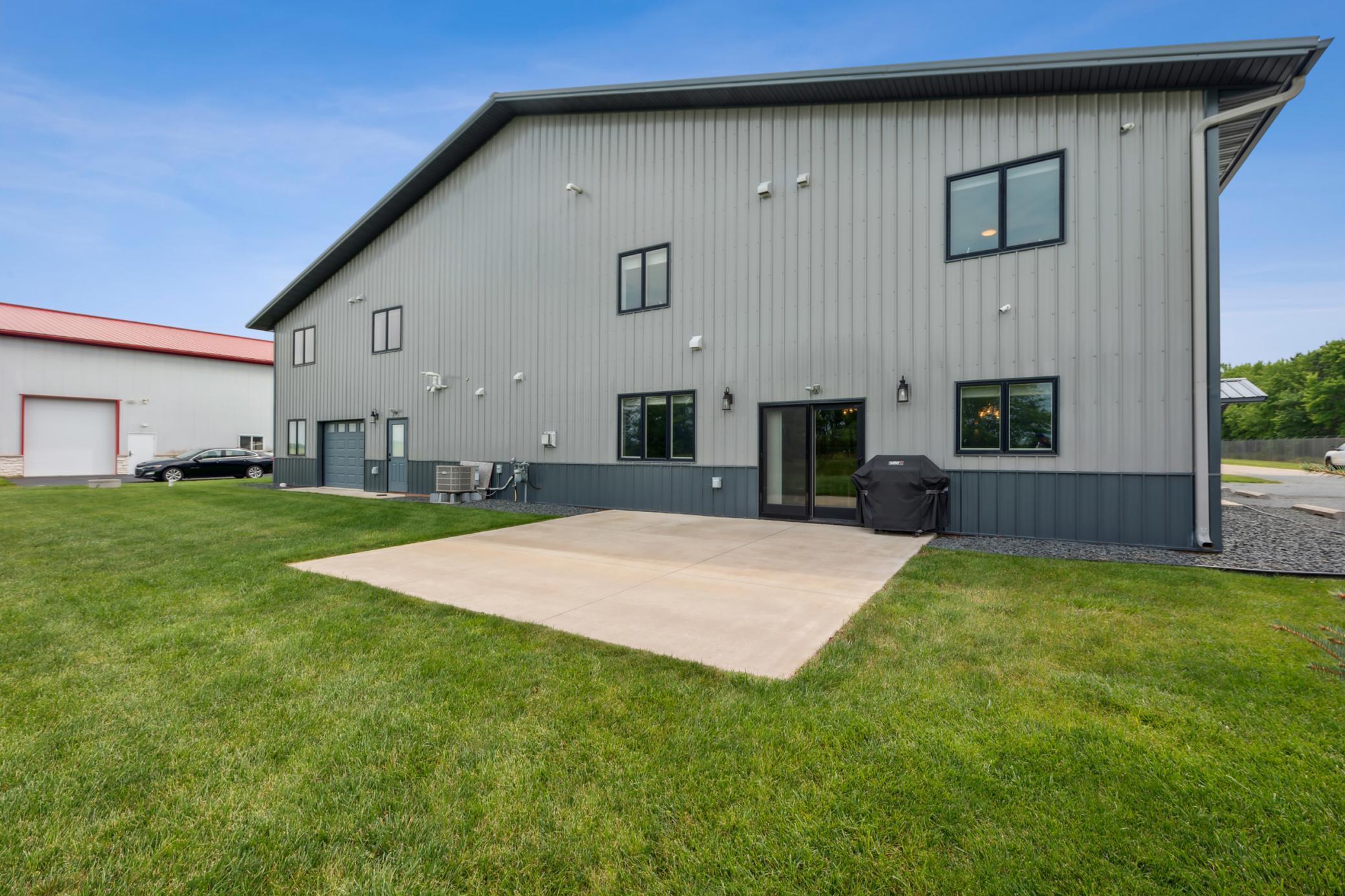 625 W Hangar Road 20-3 Property Photo 6