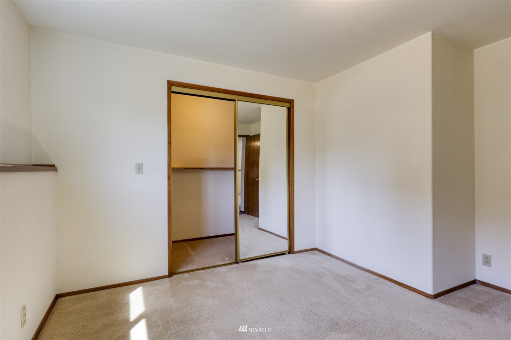 905 Grant Street Property Photo 34