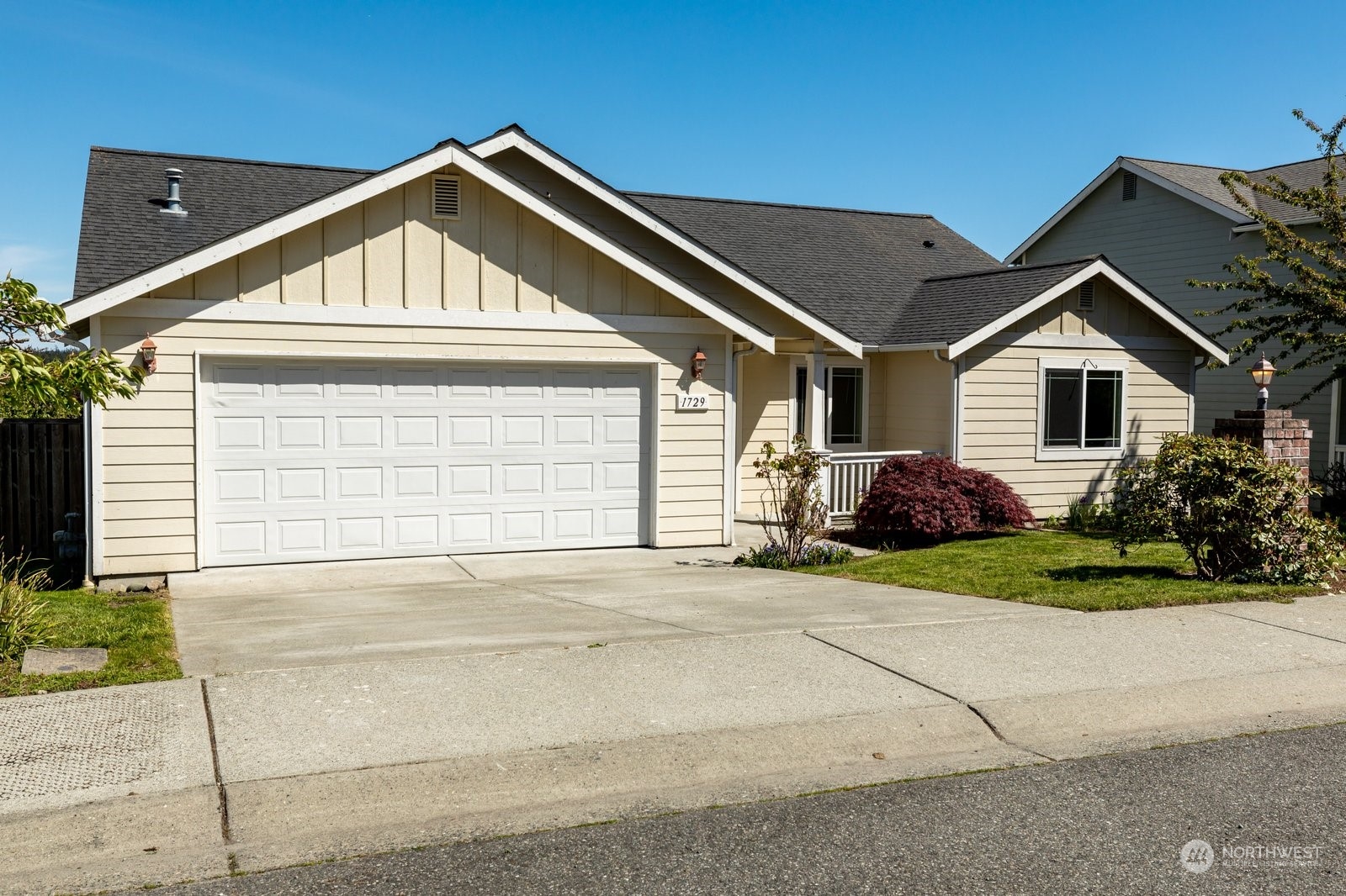 1729 Nw Camellia Loop Property Photo 1