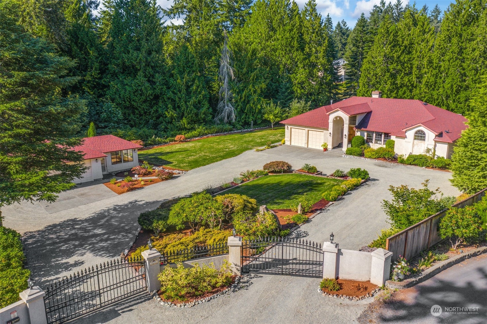 18211 124th Avenue Property Photo