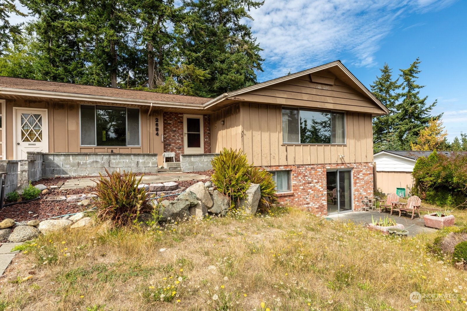 2684 Olympic Drive Property Photo 6