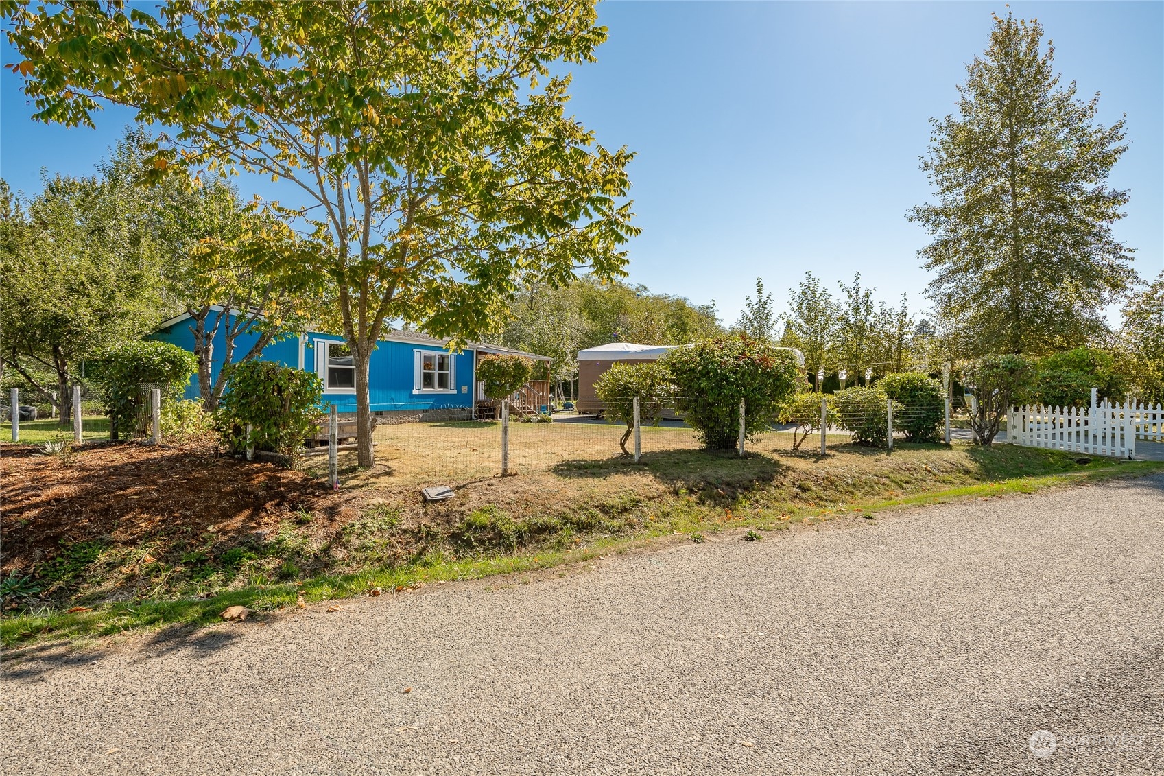 4957 Highland Drive Property Photo 1