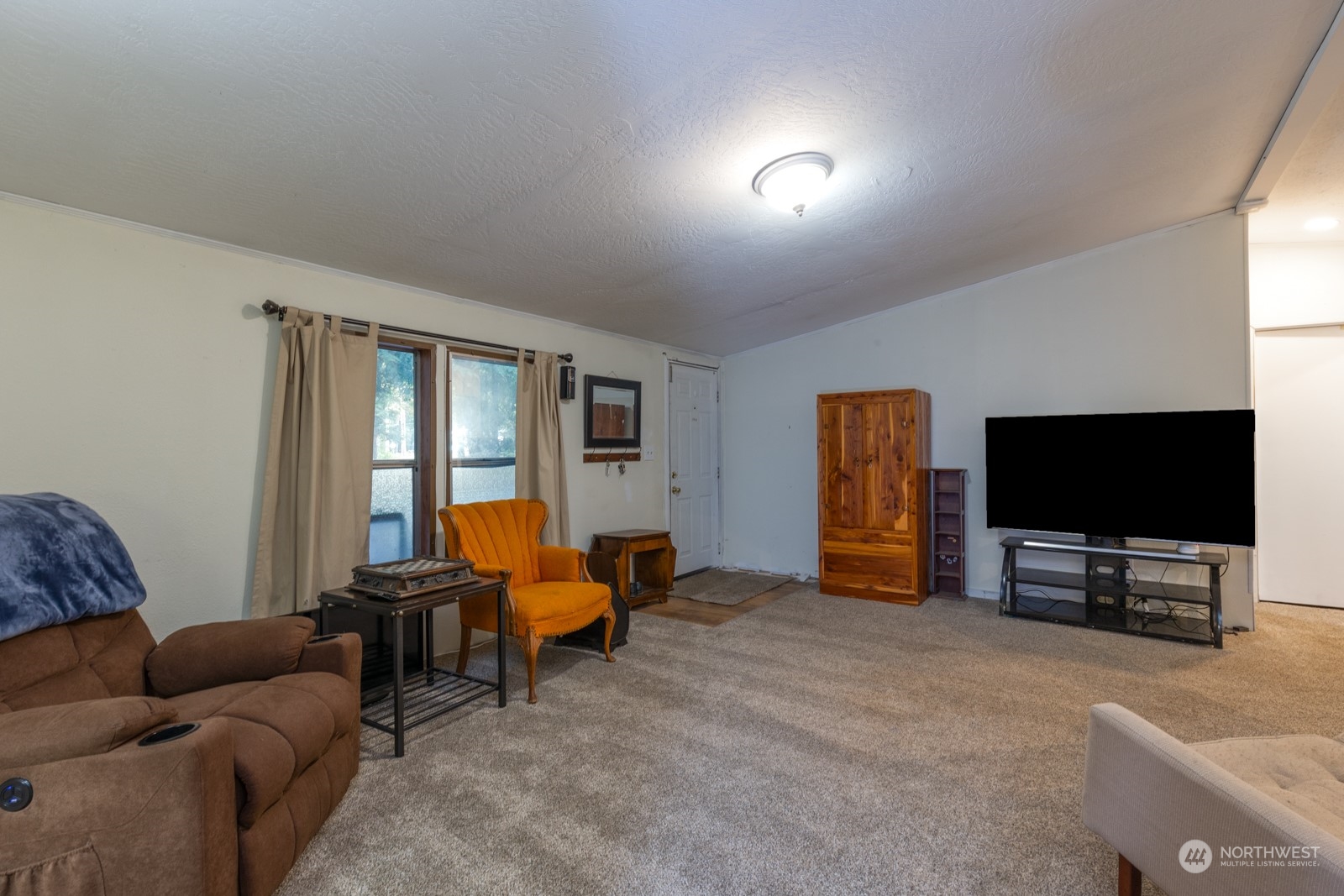 250 Flamingo Road Property Photo 5