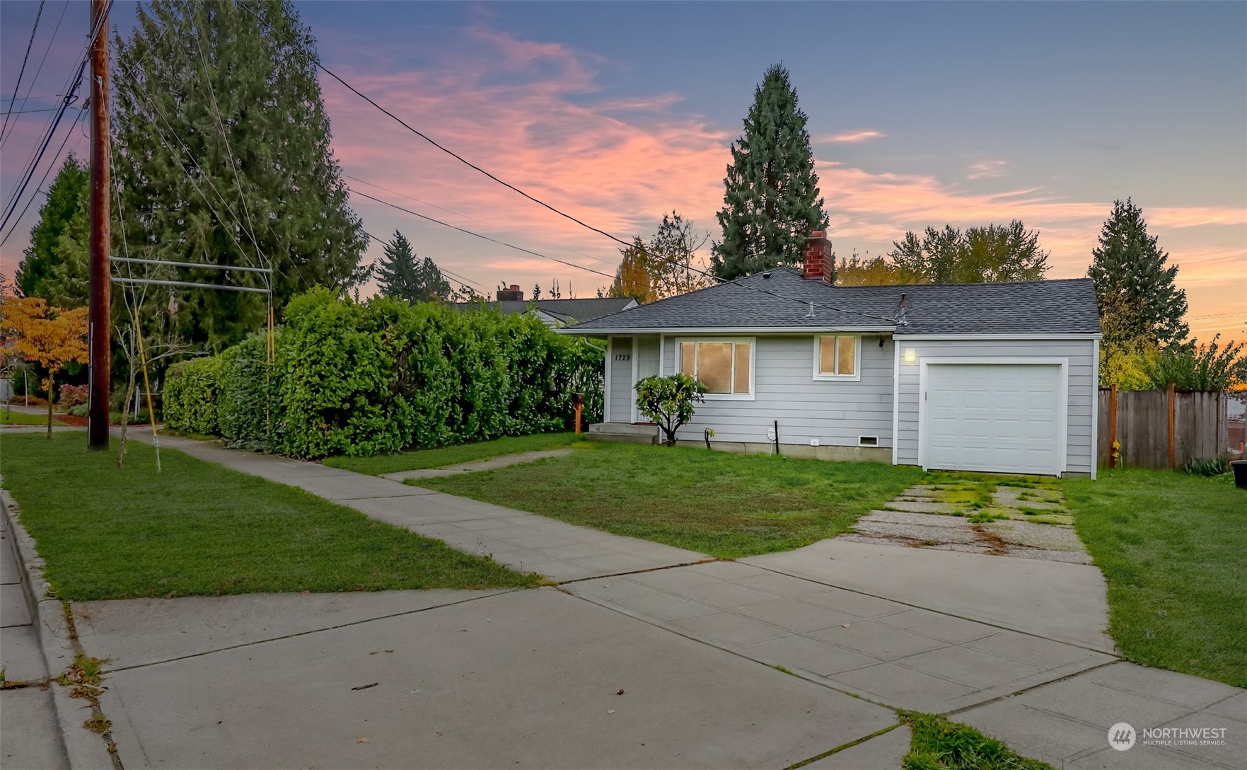 1729 S Columbian Way Property Photo