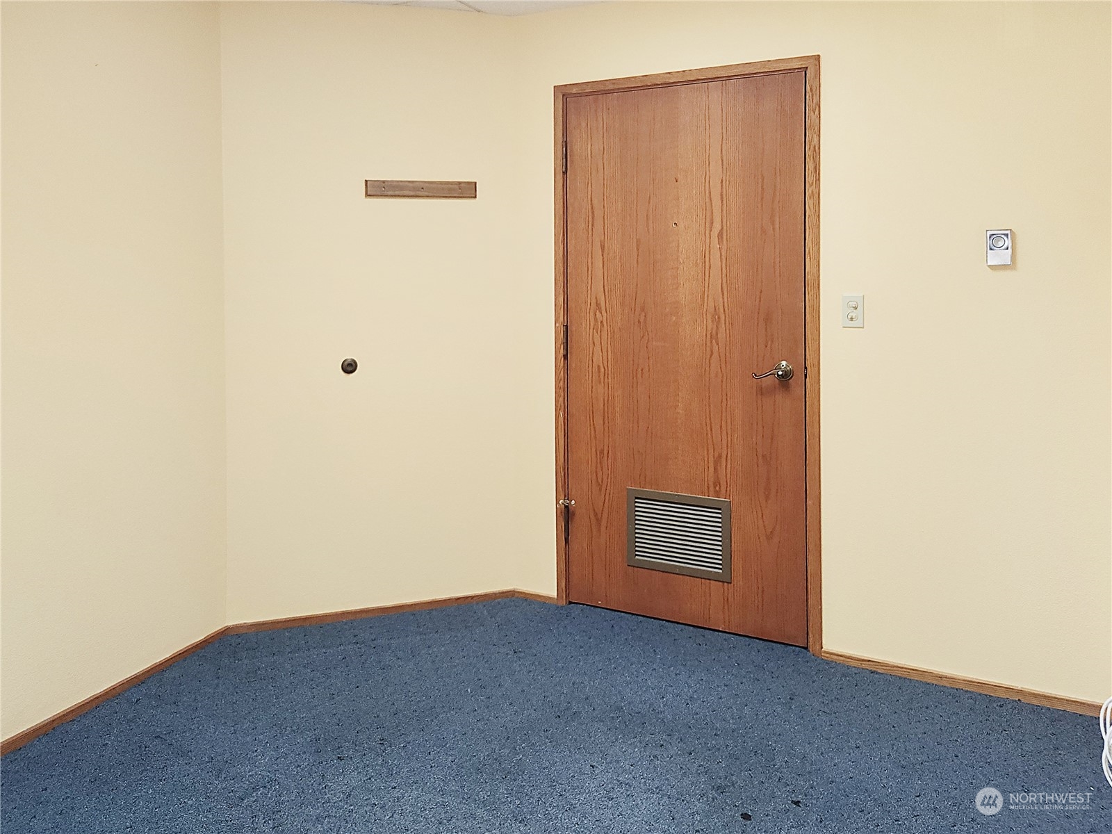 520 E Whidbey Avenue 205 Property Photo 18