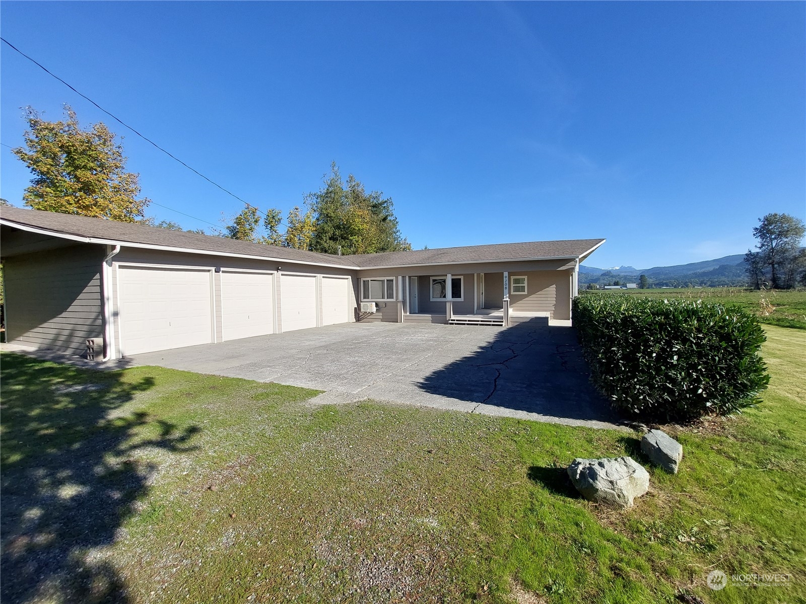 9208 Garrison Road Property Photo 1
