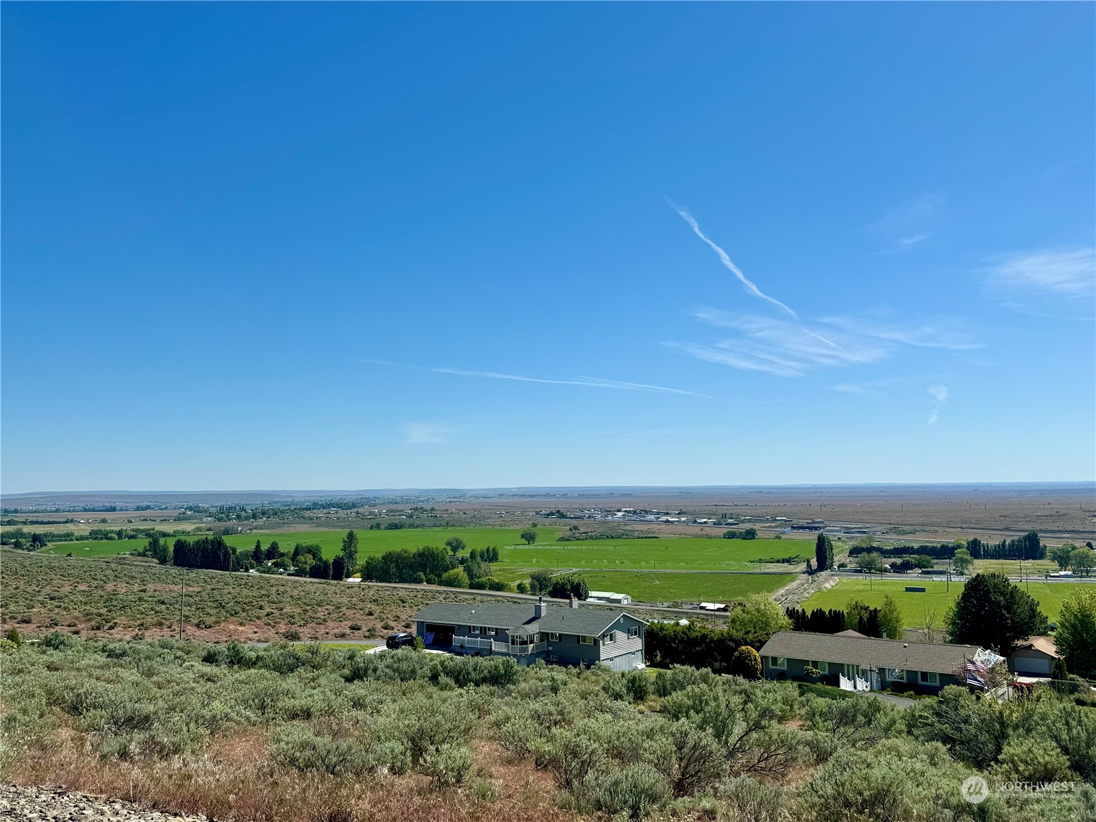 141034000 Vue Crest Rd Property Photo 1