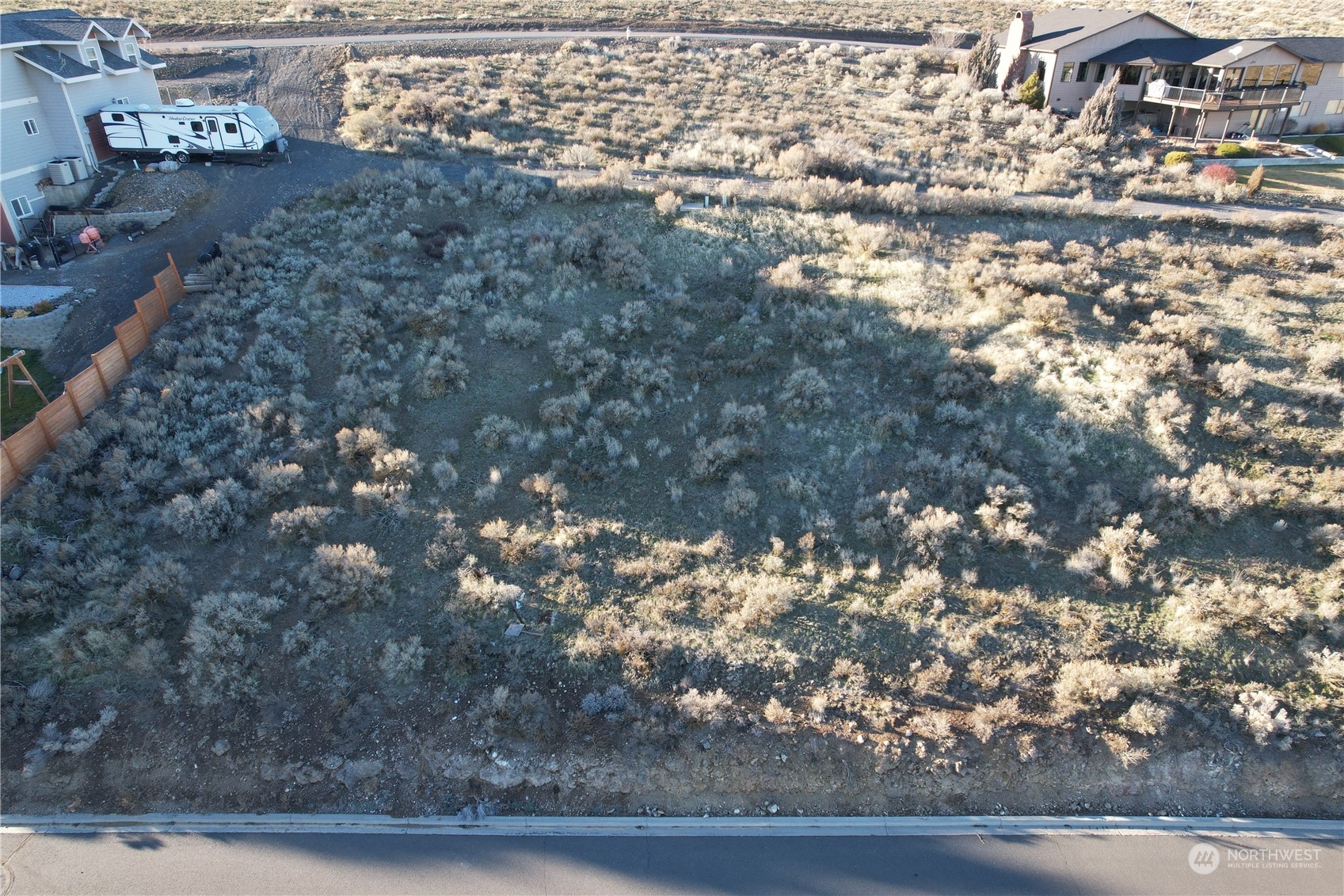 141034000 Vue Crest Rd Property Photo 10