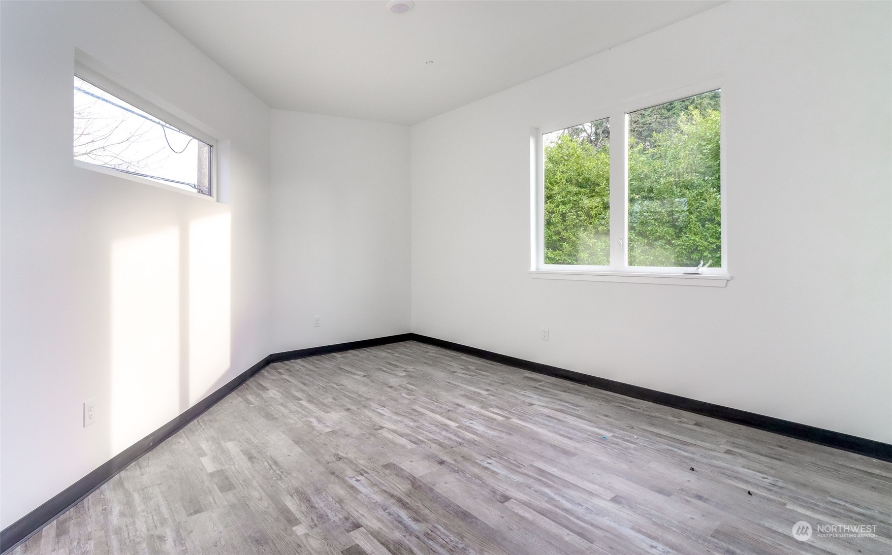 8333 Dallas Avenue Property Photo 5