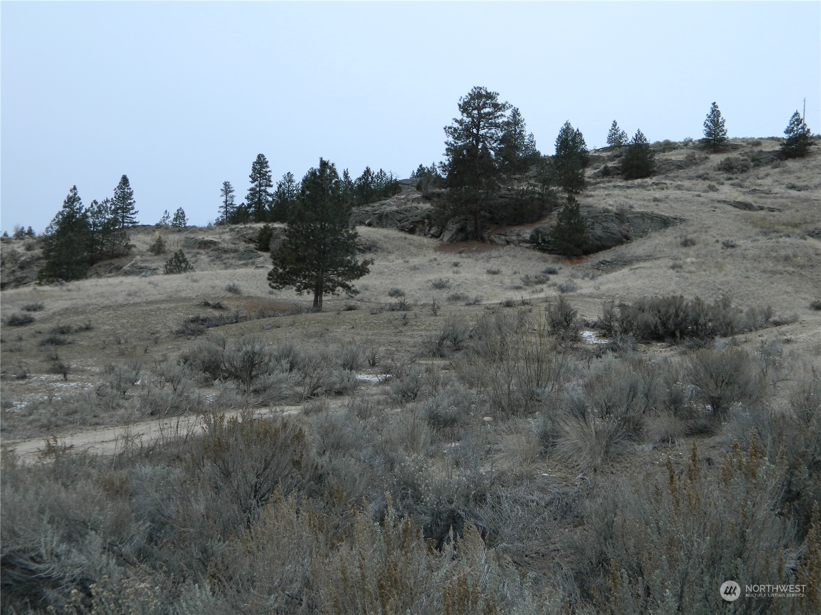 811 Highway 20 Property Photo 1