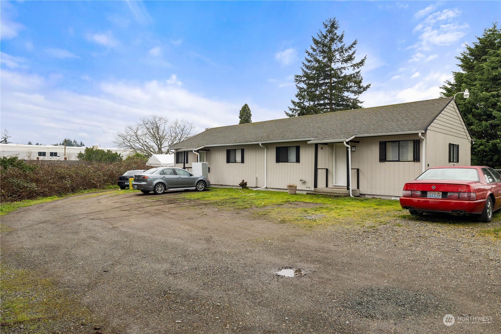 9216 9218 33rd Avenue Ct Property Photo 1