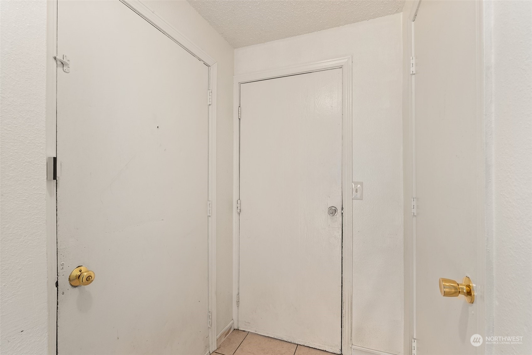 665 Sunset Avenue Property Photo 24