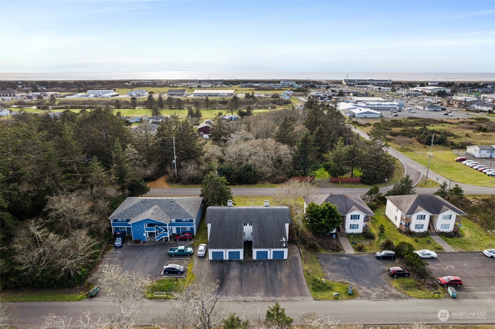 665 Sunset Avenue Property Photo 32