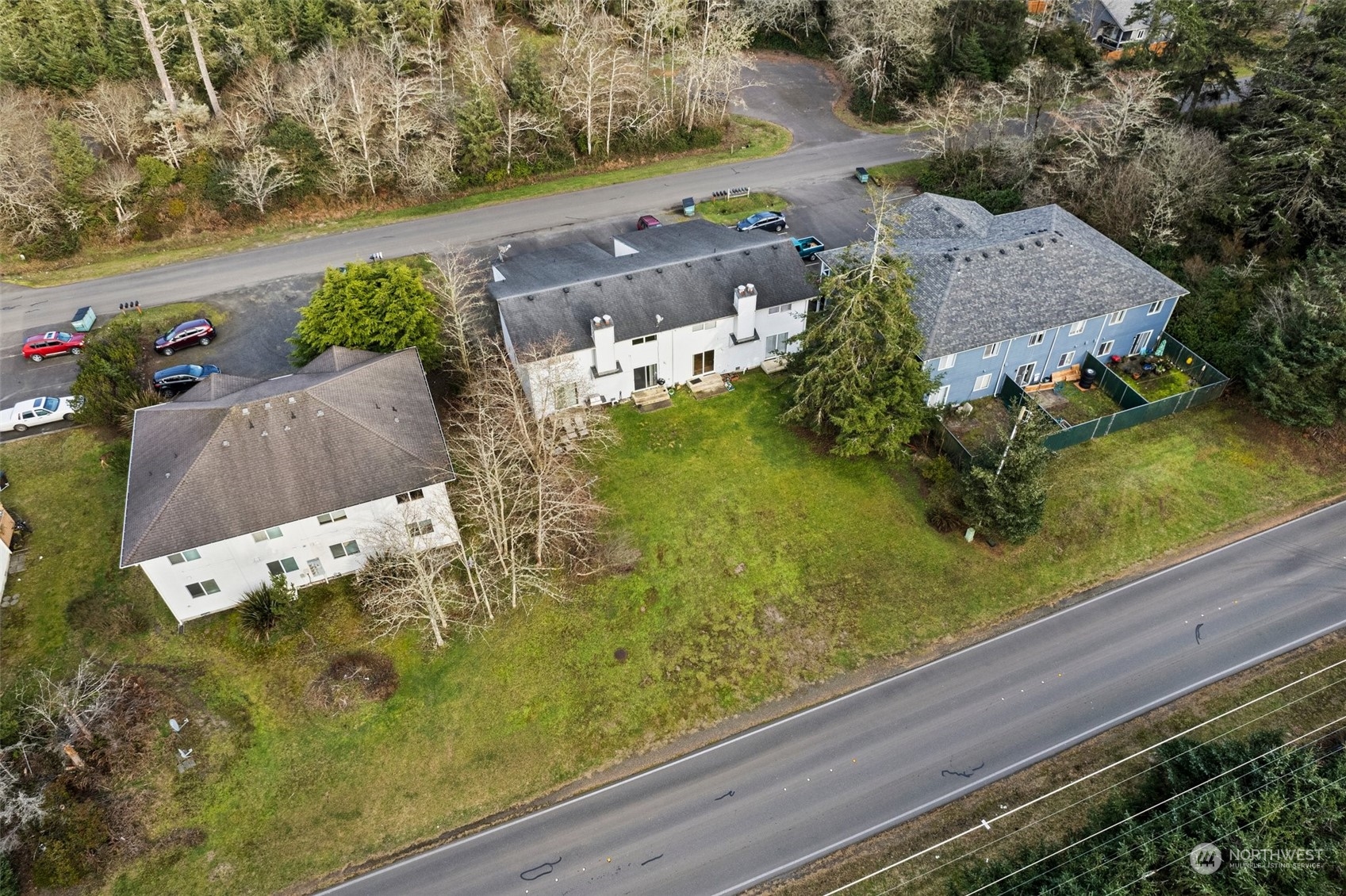 665 Sunset Avenue Property Photo 34