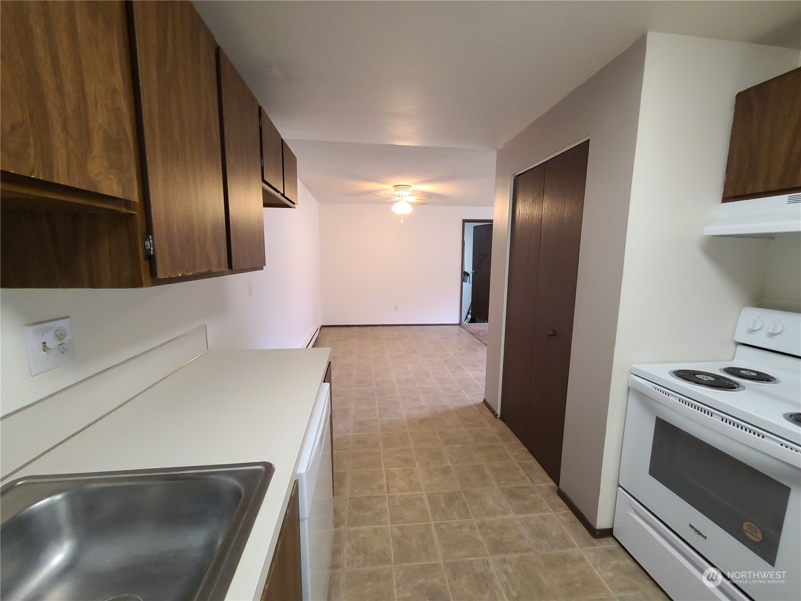 6114 Glen Mary Lane A-d Property Photo 15