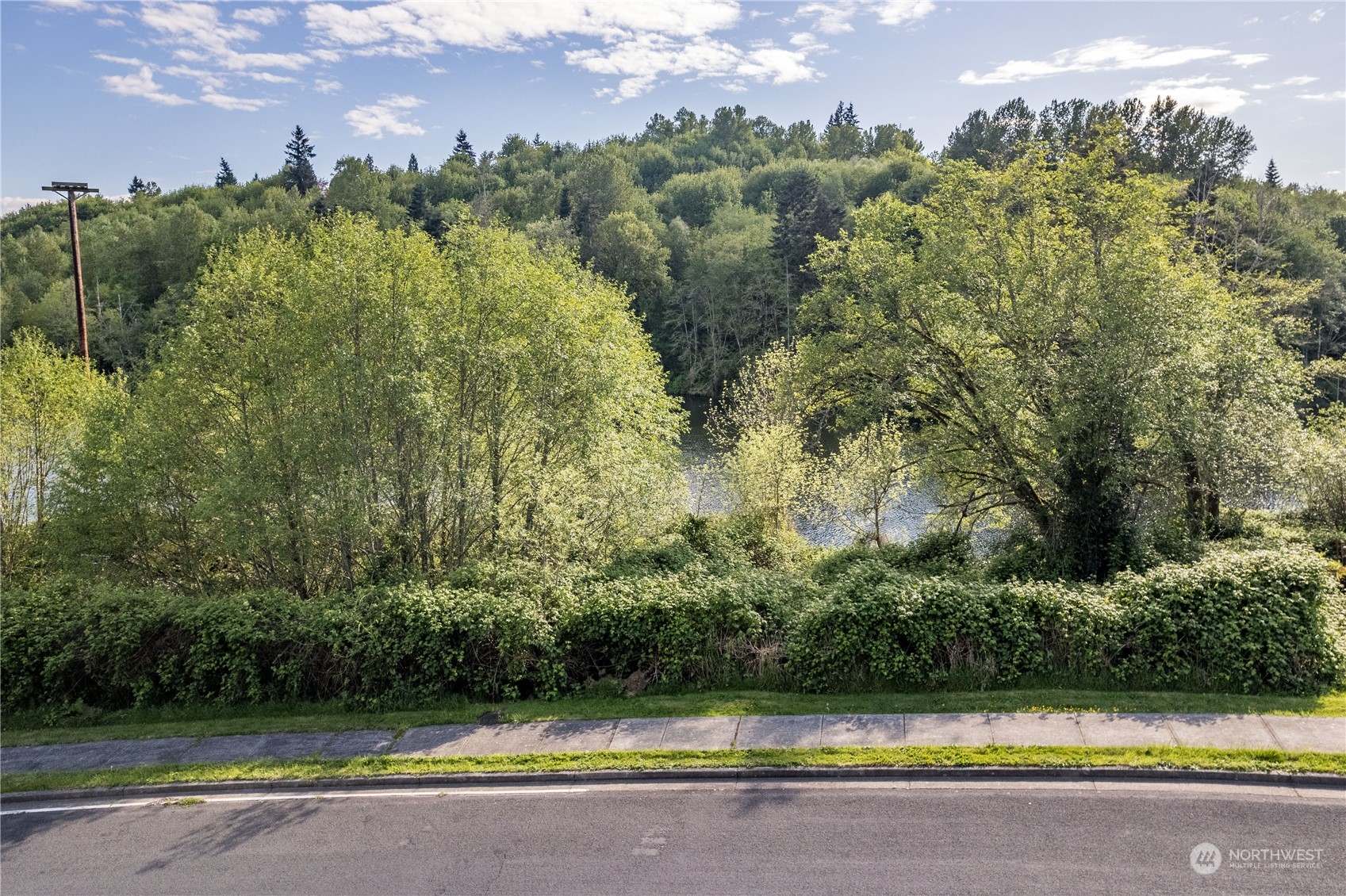 151 Shoreview Drive Property Photo 1