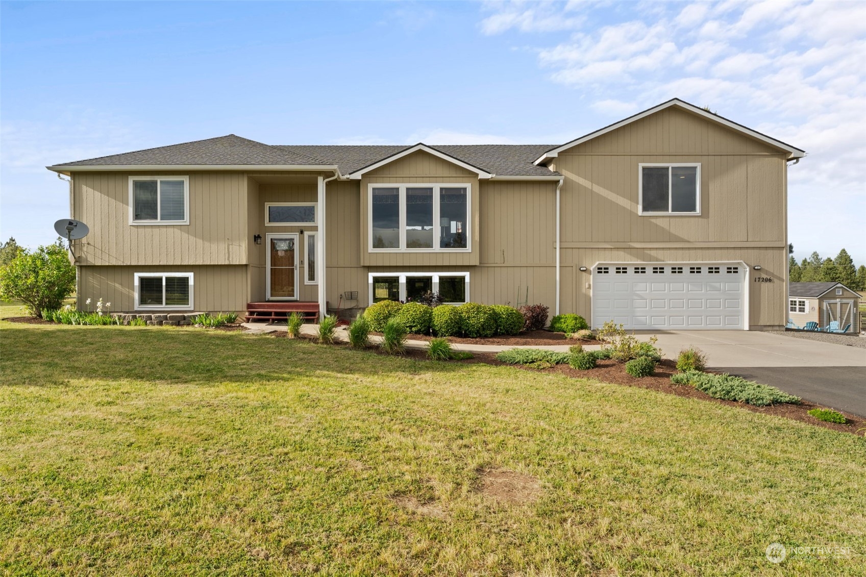 17206 W Buckboard Avenue Property Photo 1
