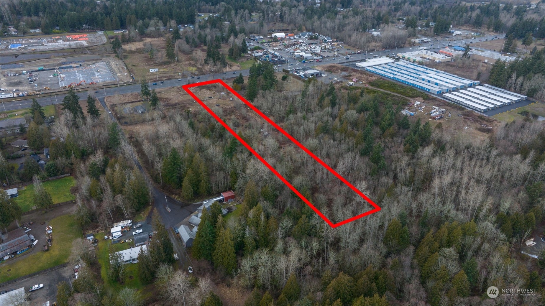 13305 Canyon Road Property Photo 10
