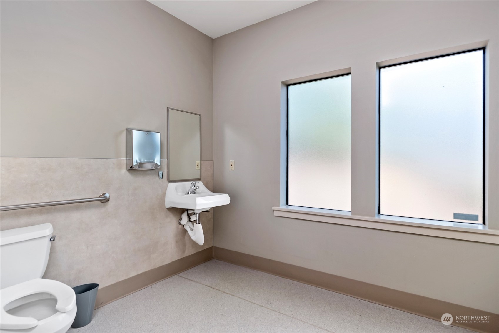 380 Se Barrington Drive Property Photo 21