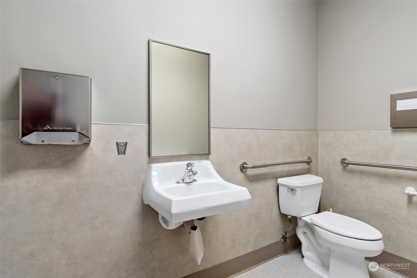 380 Se Barrington Drive Property Photo 22