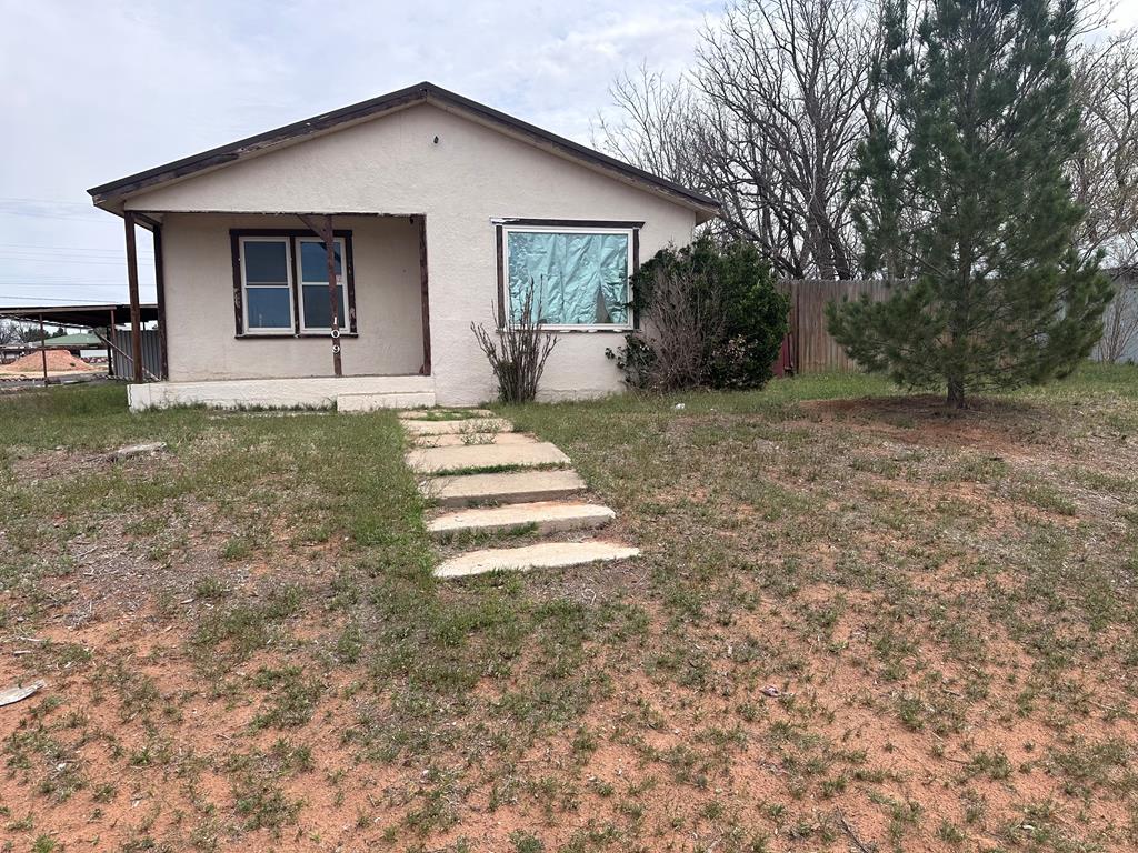 109 Alpine St Property Photo 1