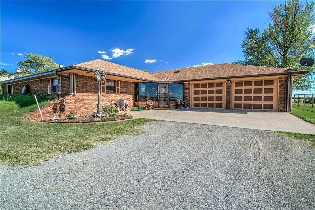 2408 W Commerce Road Property Photo