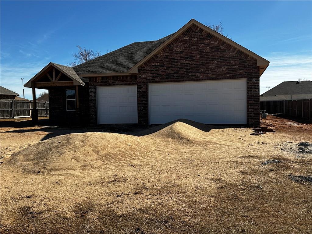 619 Travis Lane Property Photo