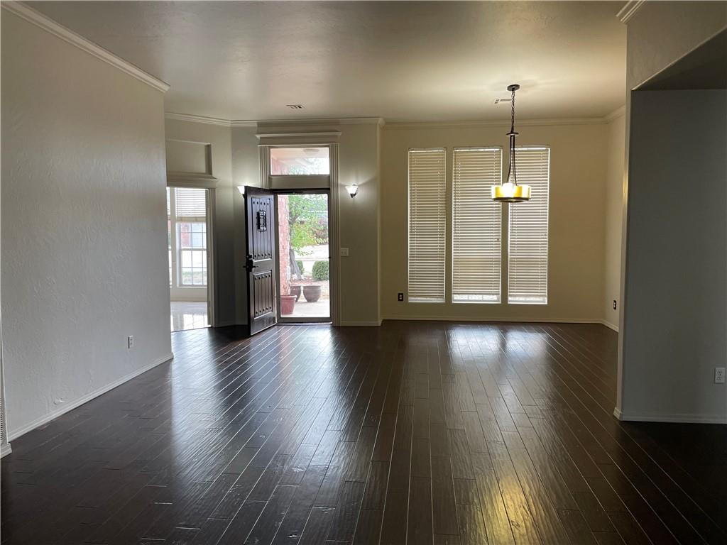 11904 Copper Trails Lane Property Photo 4