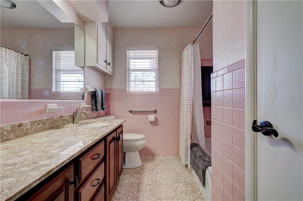 3200 N Thompkins Avenue Property Photo 27