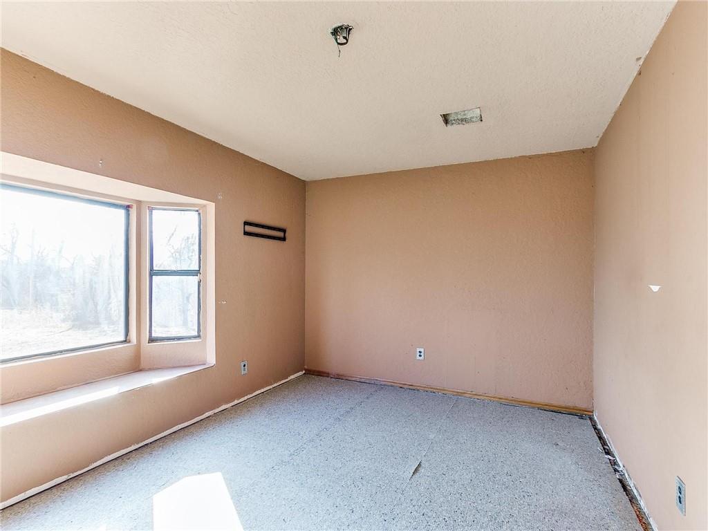 2103 Hill Drive Property Photo 9