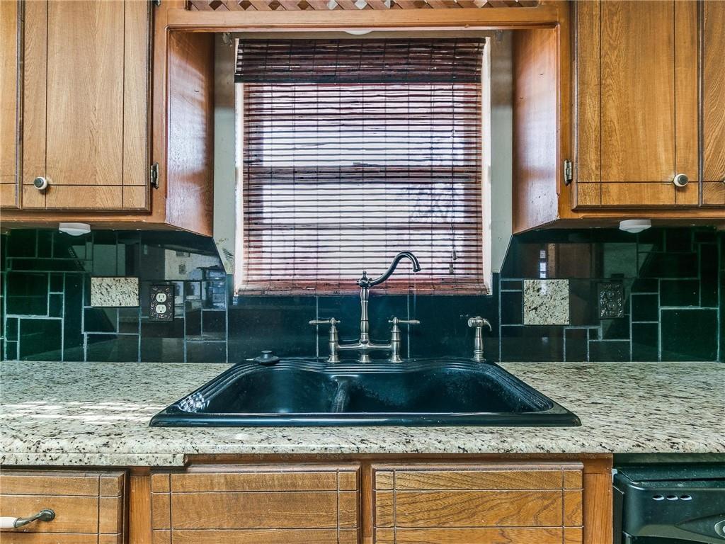 2103 Hill Drive Property Photo 31