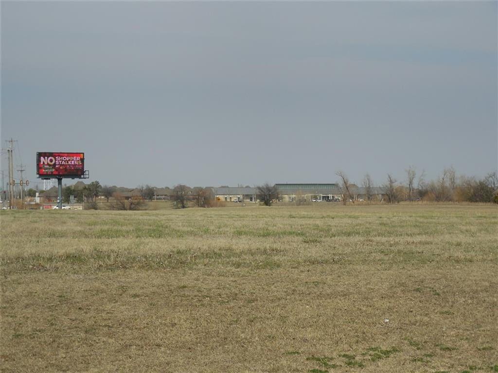 S Yukon Parkway Property Photo