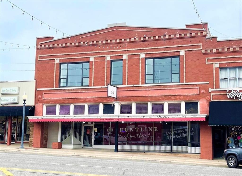 425 W Main Street Property Photo