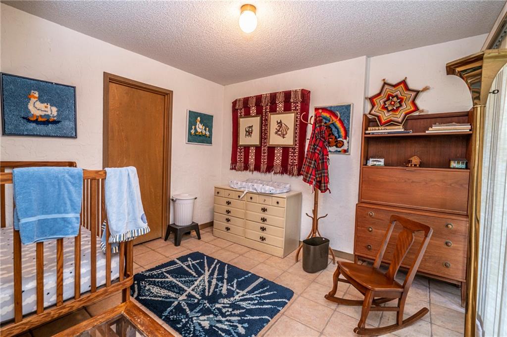 24401 N May Avenue Property Photo 22