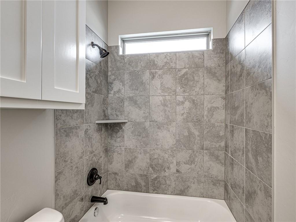14809 Daventry Drive Property Photo 24