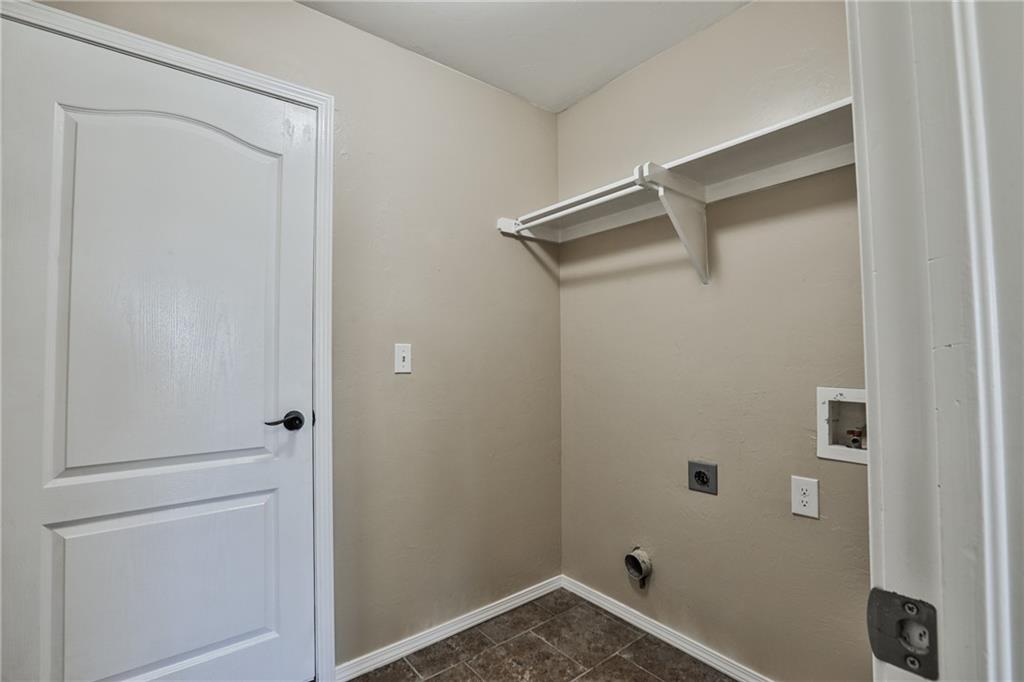 4708 Hunter Boulevard Property Photo 28