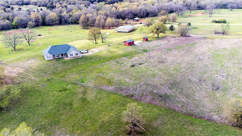 940755 S 3500 Road Property Photo 2