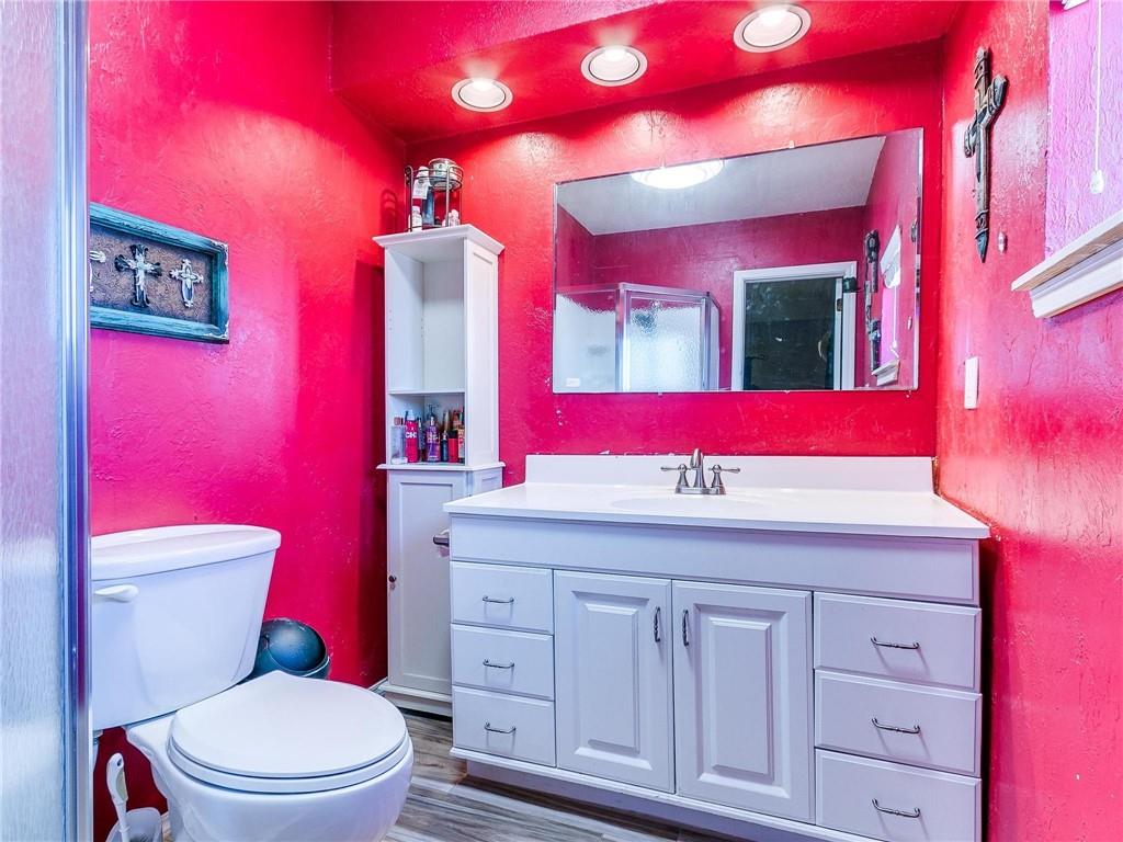 16020 Hemlock Drive Property Photo 23