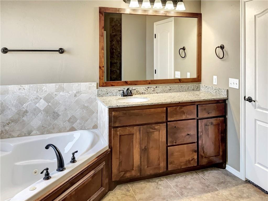 14245 Ashwood Court Property Photo 16