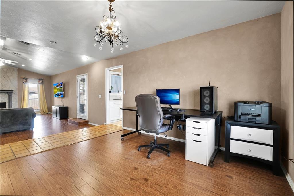 3608 Kings Way Property Photo 8