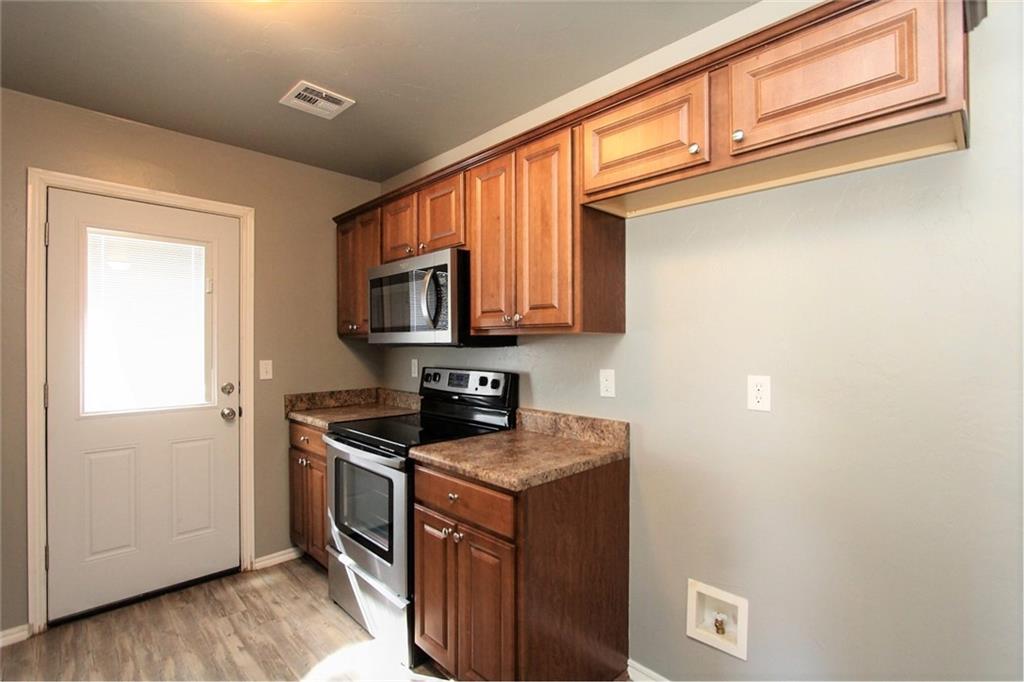 609 E Linden Lane Property Photo 14