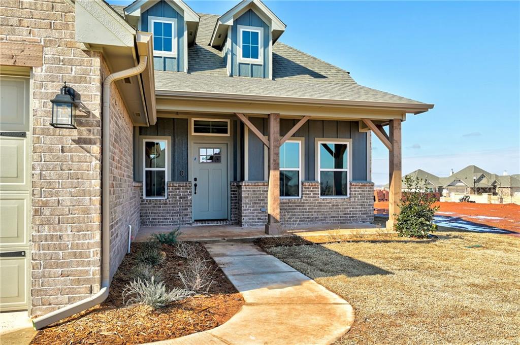 18449 Austin Place Property Photo 4