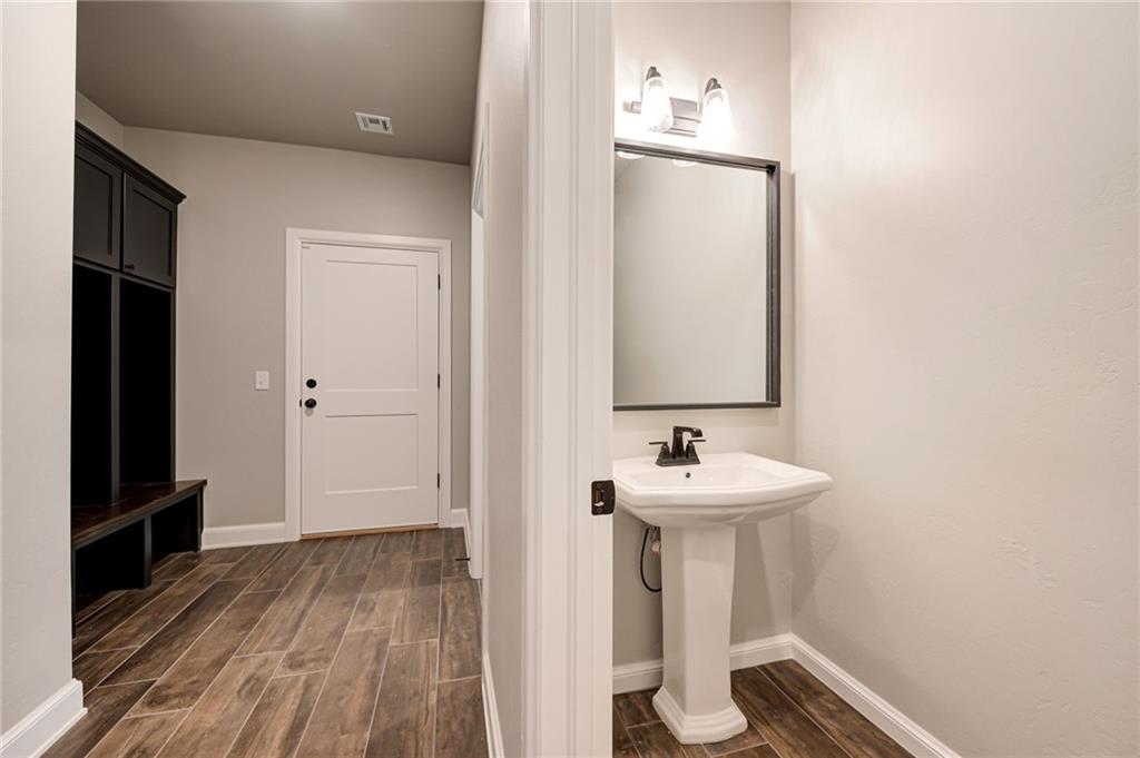 18449 Austin Place Property Photo 33
