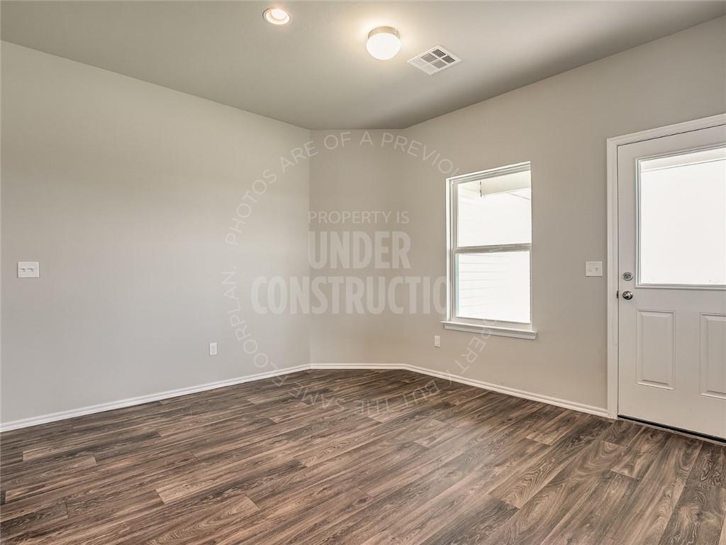11624 Nw 95 Street Property Photo 9