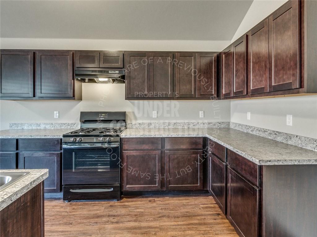 1226 Chuck Wagon Drive Property Photo 13