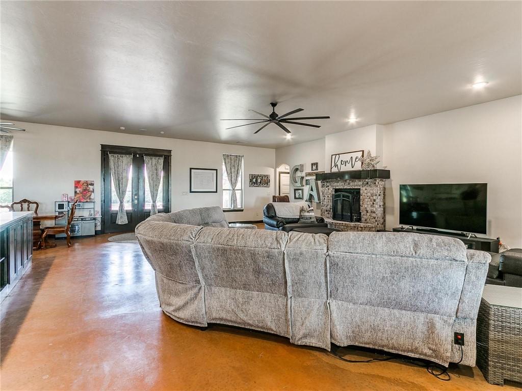 1282 S Dickerson Street Property Photo 6