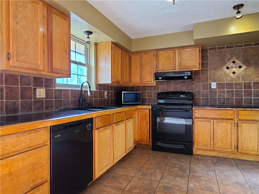 3312 Chetwood Drive Property Photo 5