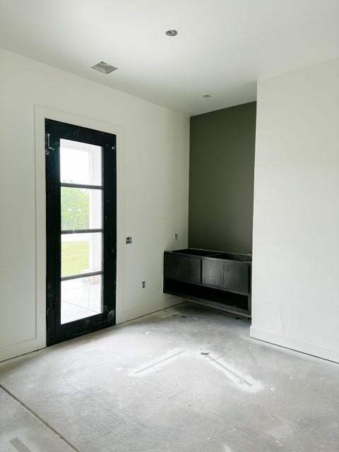 9509 Quail Hollow Way Property Photo 4