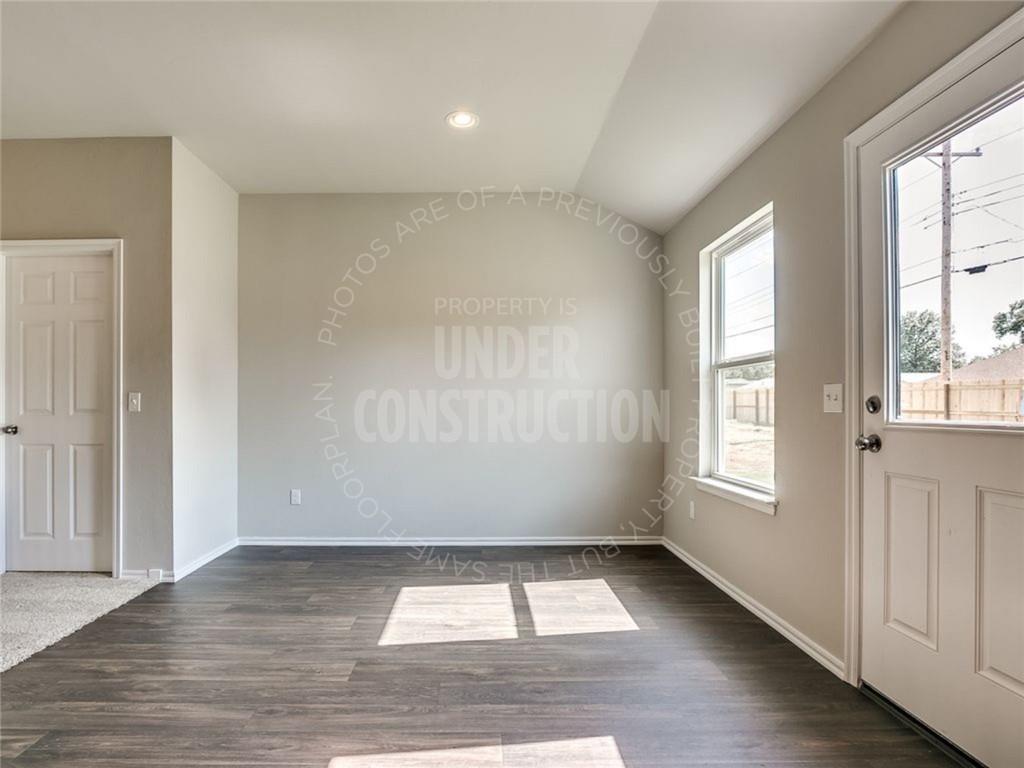 1303 Chuck Wagon Drive Property Photo 9
